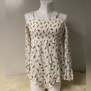 TORRID Size 00 Off the Shoulder Blouse